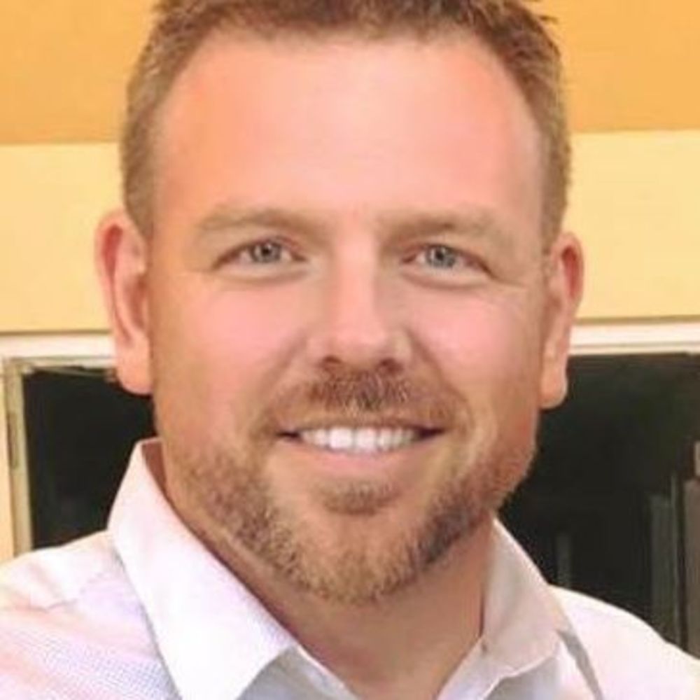 Meet your Posher, Adam